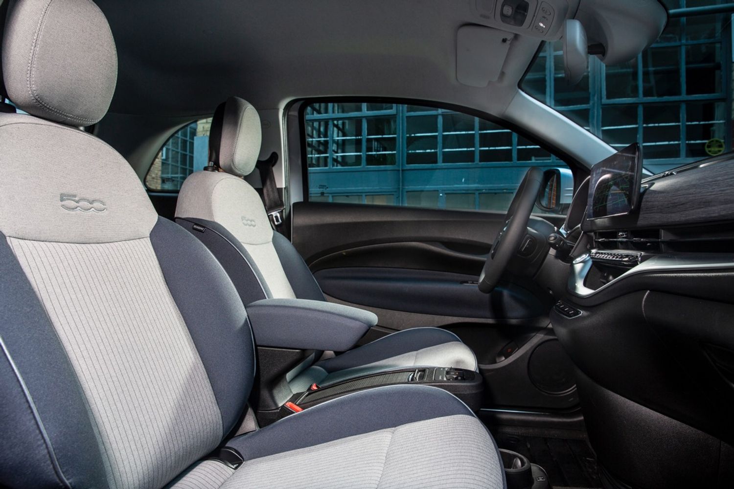 fiat 500 electric interior front seats 