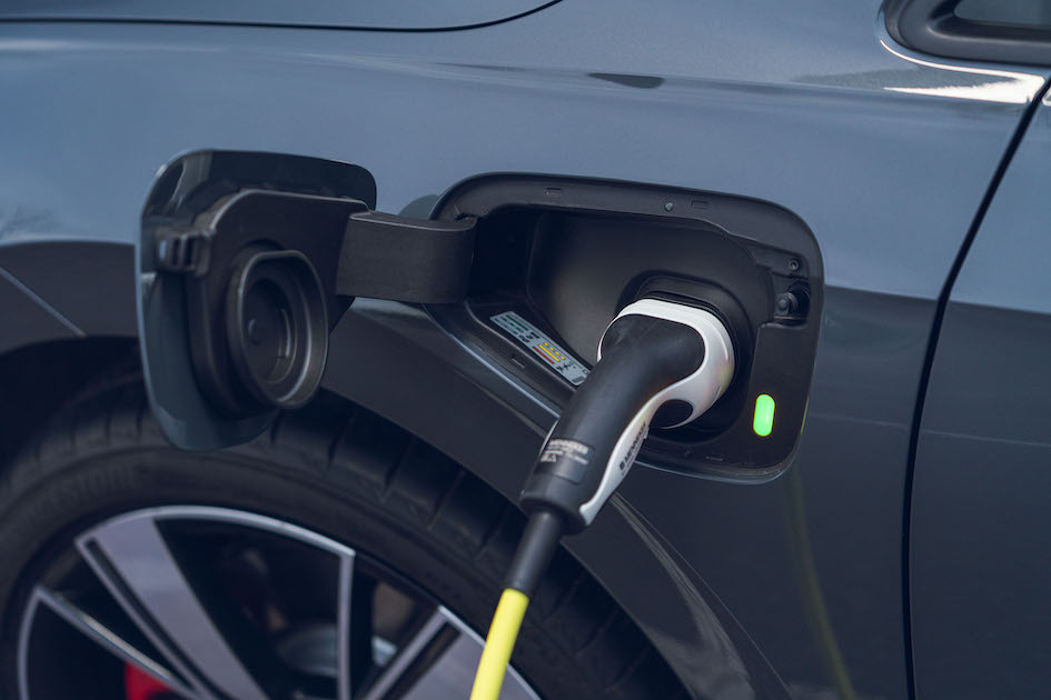VW Golf GTE plug in hybrid charging port