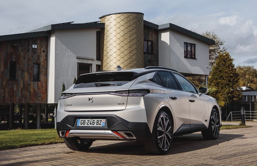 DS4 E-Tense, french registered, rear static shot