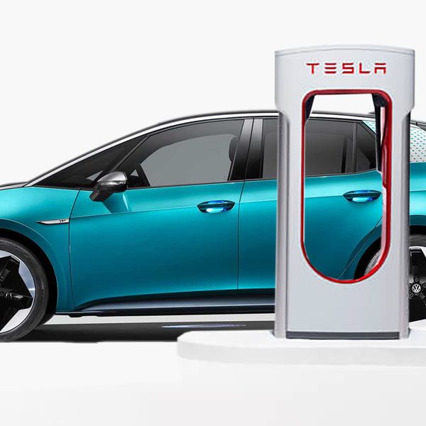 Volkswagen ID.3 at Tesla Supercharger
