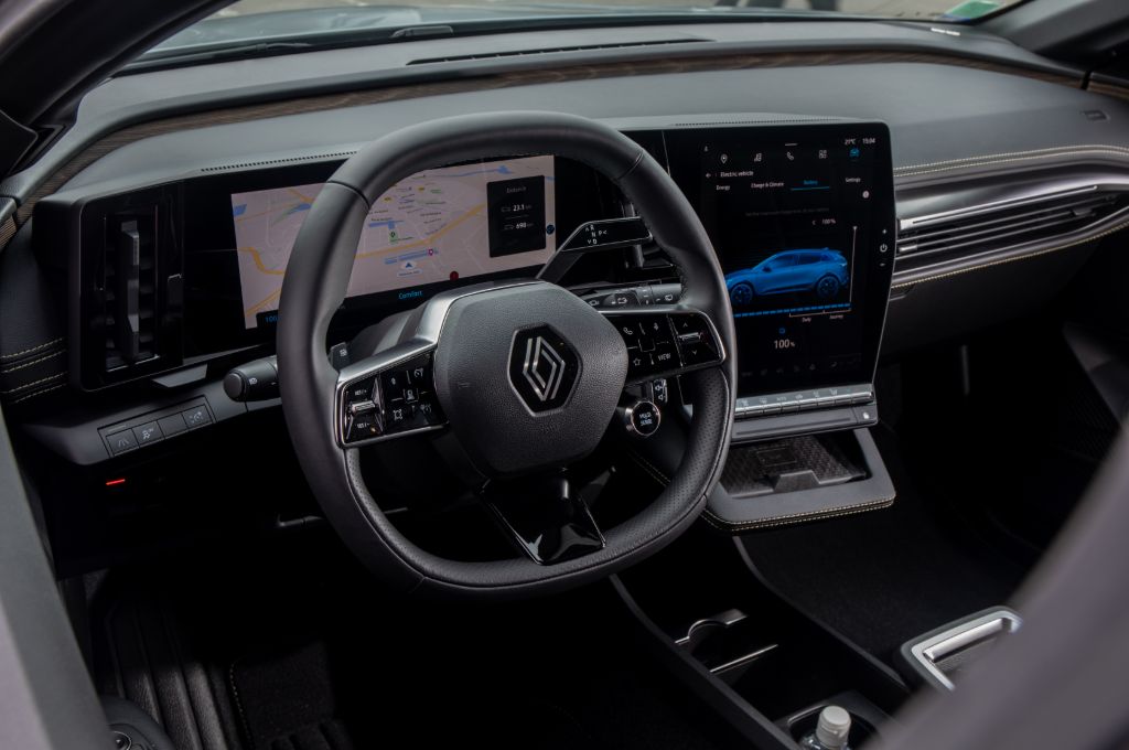 Renault Megane E-Tech, Renault electric, Megane electric, E-Tech, interior, Google