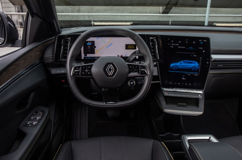 Renault Megane E-Tech, Renault electric, Megane electric, E-Tech, interior, Google
