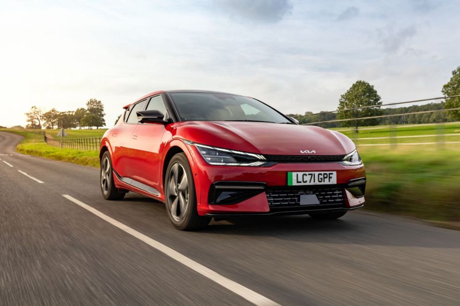 Kia EV6, action, red