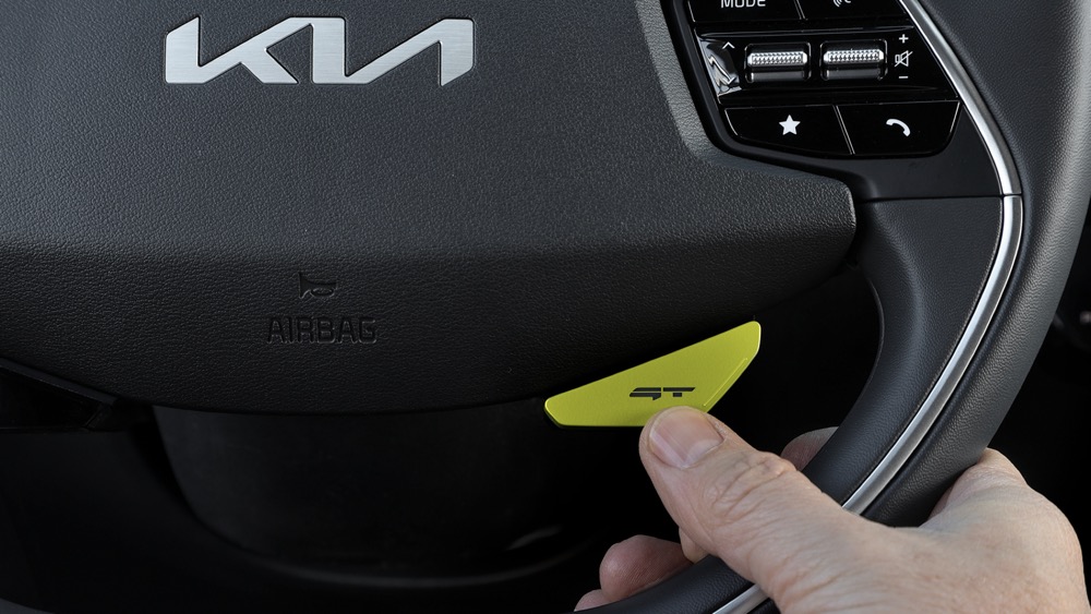 Kia EV6 GT steering wheel button