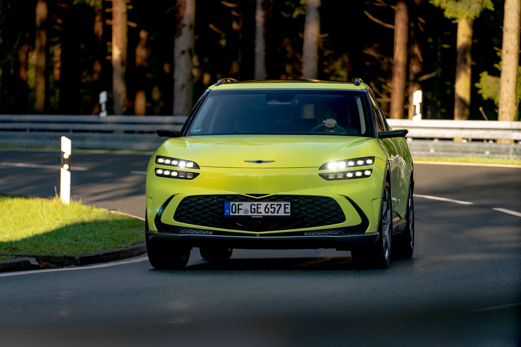 Genesis GV60, Genesis, GV60, Genesis electric, front, action, yellow, lime