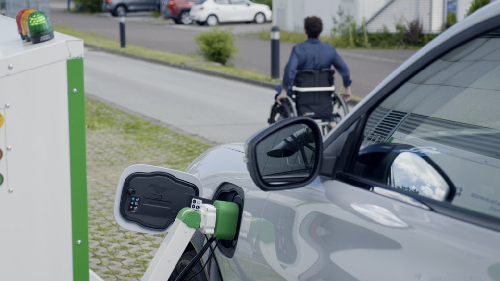 Ford Trials Robot Charging Station Designed to Give Disabled Drivers a Much Needed Helping Hand