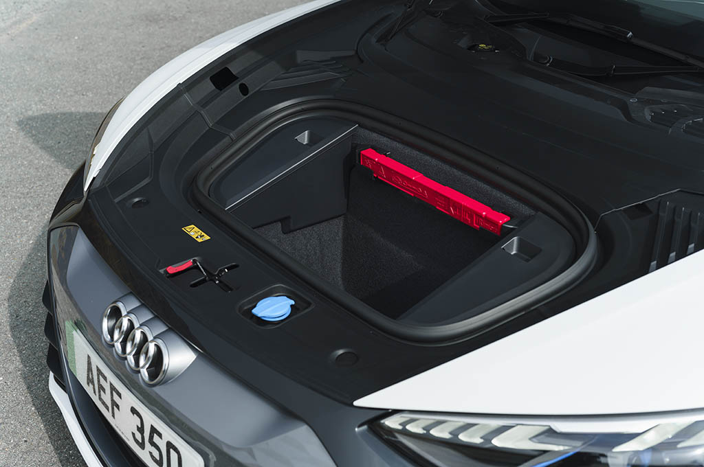 Audi E-TRON GT, Still shot, Front Storage area